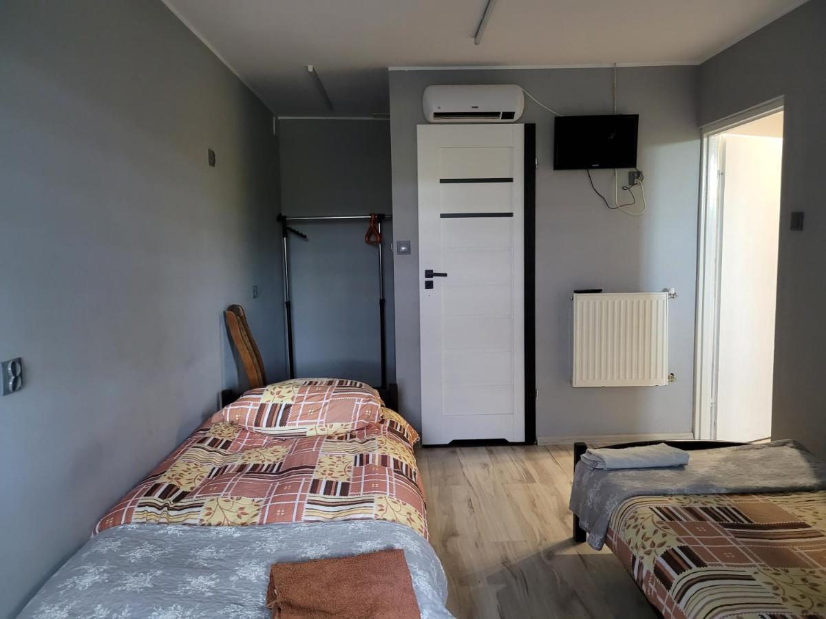 Sebar Hotel Gorzyce  ภายนอก รูปภาพ