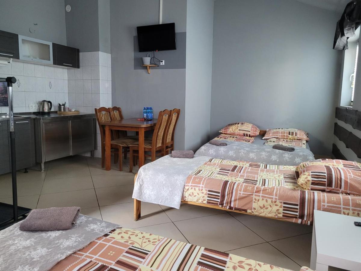 Sebar Hotel Gorzyce  ภายนอก รูปภาพ